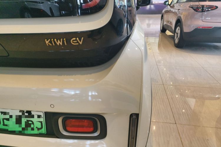Used Baojun KiWi EV 2022 Designer Lite Edition Ternary Lithium Right Rear Taillight