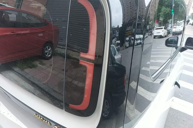 Used Baojun KiWi EV 2022 Artist Lite Edition Ternary Lithium Right Rear Taillight