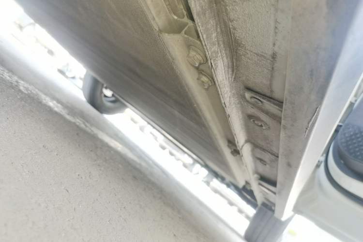 Used Baojun KiWi EV 2022 Designer Lite Edition Lithium Iron Phosphate Right Side Sill