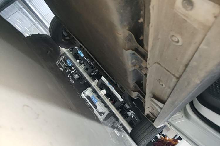 Used Baojun KiWi EV 2022 Artist Lite Edition Ternary Lithium Right Side Sill