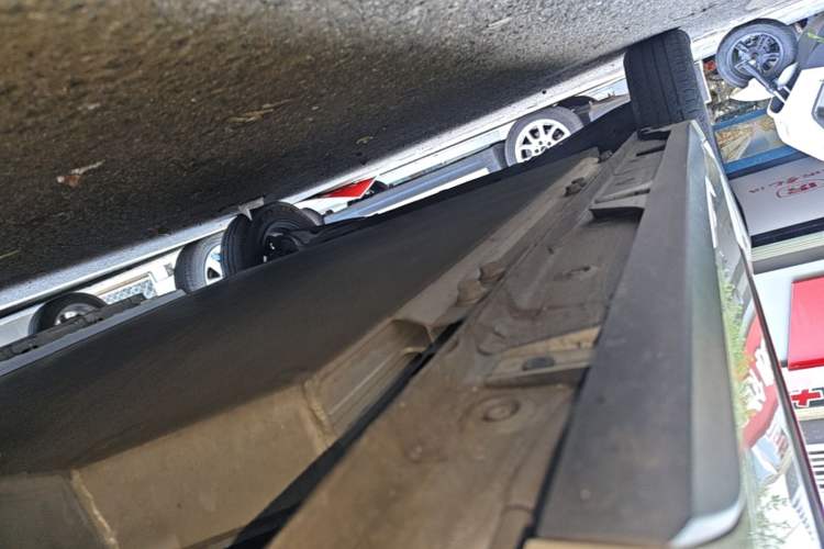 Used Baojun KiWi EV 2022 Artist Lite Edition Lithium Iron Phosphate Right Side Sill