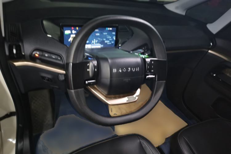 Used Baojun KiWi EV 2022 Designer Lite Edition Lithium Iron Phosphate Steering Wheel