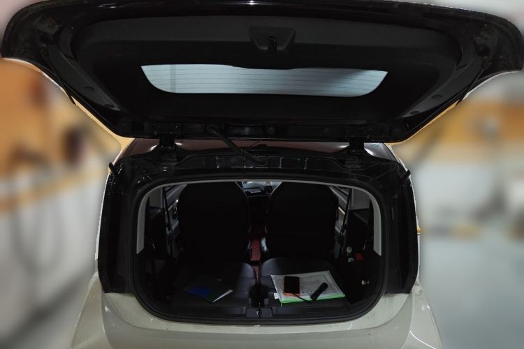 Used Baojun KiWi EV 2022 Artist Lite Edition Ternary Lithium Trunk