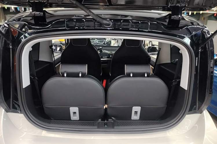 Used Baojun KiWi EV 2022 Artist Lite Edition Ternary Lithium Trunk