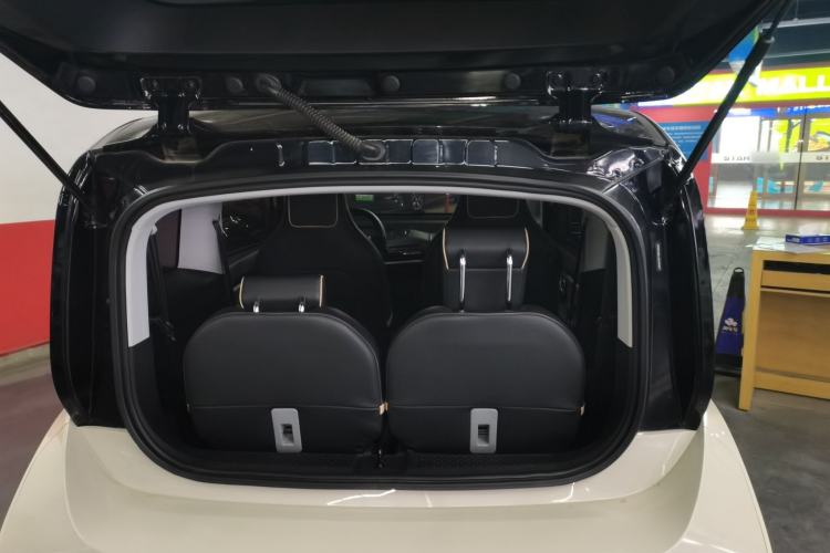 Used Baojun KiWi EV 2022 Designer Lite Edition Lithium Iron Phosphate Trunk