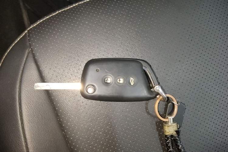 Used Baojun KiWi EV 2022 Designer Lite Edition Lithium Iron Phosphate Vehicle Key