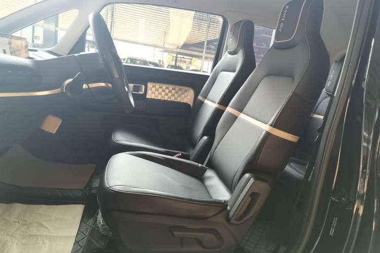 Used Baojun KiWi EV 2022 Designer Lite Edition Ternary Lithium Left Front Seat