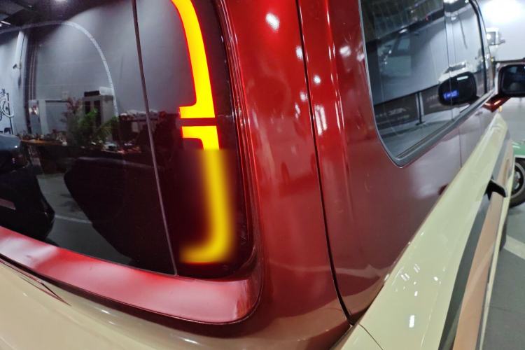 Used Baojun KiWi EV 2022 Designer Lite Edition Ternary Lithium Right Rear Taillight