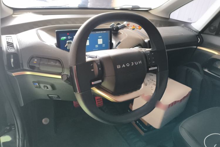 Used Baojun KiWi EV 2022 Designer Lite Edition Lithium Iron Phosphate Steering Wheel