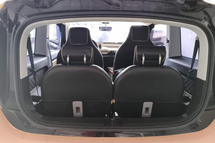 Used Baojun KiWi EV 2022 Designer Lite Edition Lithium Iron Phosphate Trunk