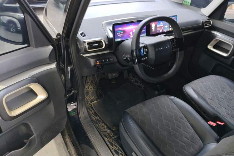 Used Baojun KiWi EV 2023 DJI Edition Lithium Iron Phosphate Driver Seat