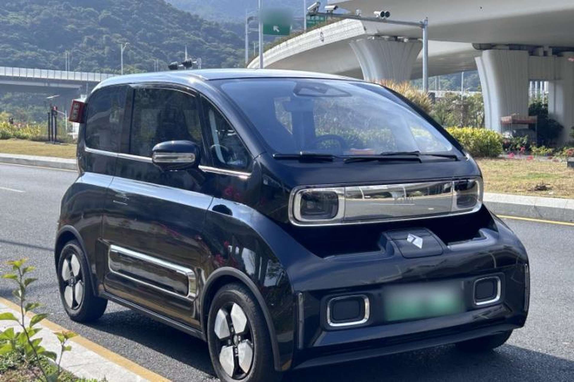 Used Baojun KiWi EV 2023 DJI Edition Lithium Iron Phosphate Exterior 2