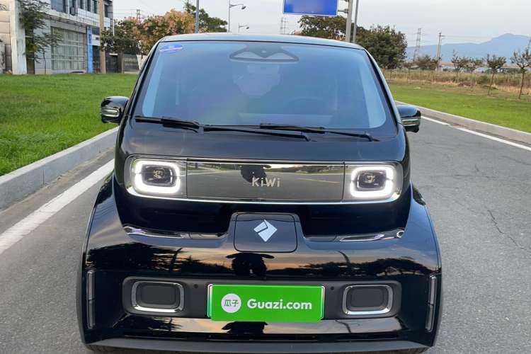 Used Baojun KiWi EV 2023 DJI Edition Lithium Iron Phosphate Front