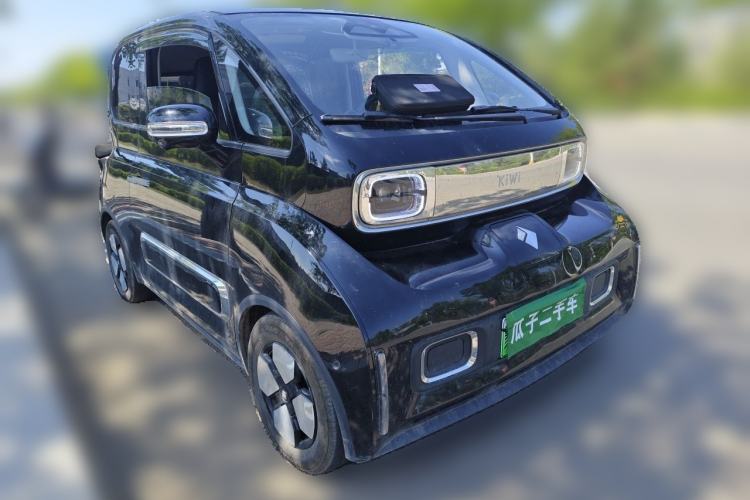 Used Baojun KiWi EV 2023 DJI Edition Lithium Iron Phosphate Front Right 45 Deg