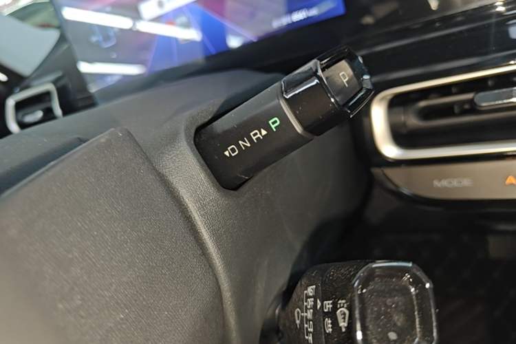 Used Baojun KiWi EV 2023 Smart Luxury Edition Lithium Iron Phosphate Gear Lever