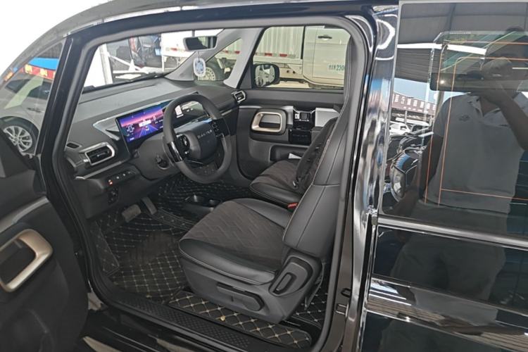 Used Baojun KiWi EV 2023 Smart Luxury Edition Lithium Iron Phosphate Left Front Seat