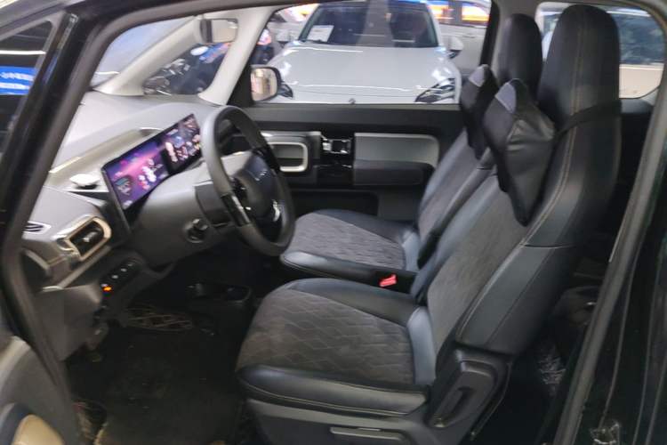 Used Baojun KiWi EV 2023 DJI Edition Lithium Iron Phosphate Left Front Seat