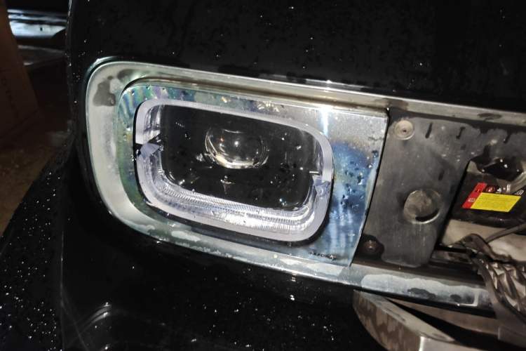 Used Baojun KiWi EV 2023 DJI Edition Lithium Iron Phosphate Right Front Headlight