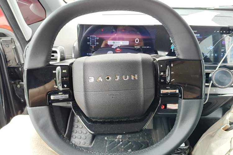 Used Baojun KiWi EV 2023 DJI Edition Lithium Iron Phosphate Steering Wheel