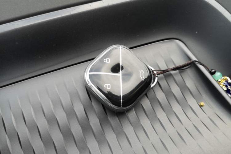Used Baojun KiWi EV 2023 Smart Luxury Edition Ternary Lithium Vehicle Key