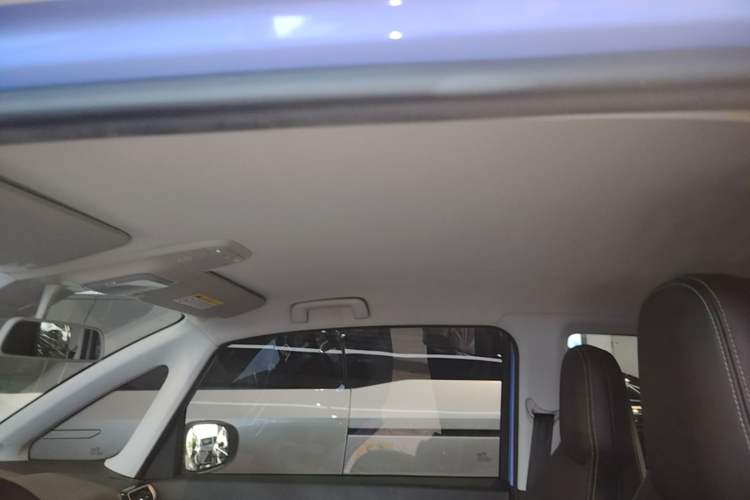 Used Baojun KiWi EV 2023 DJI Edition Lithium Iron Phosphate Headliner