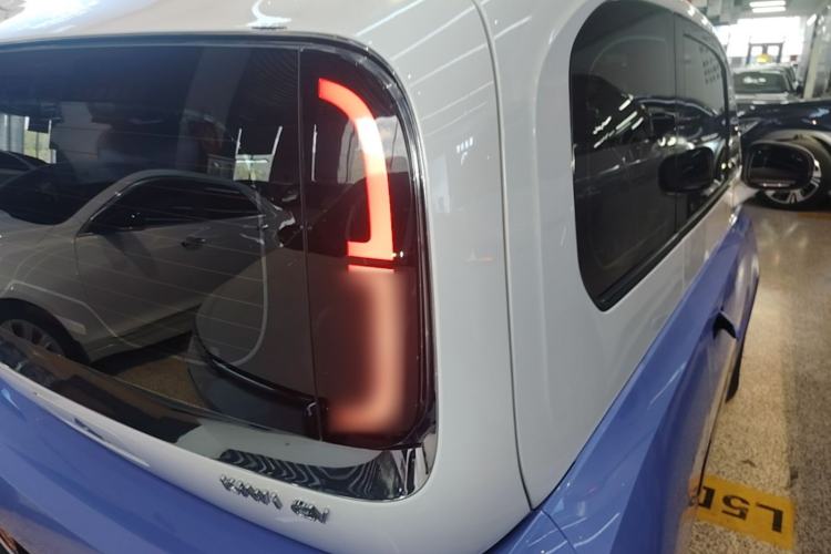 Used Baojun KiWi EV 2023 DJI Edition Lithium Iron Phosphate Right Rear Taillight