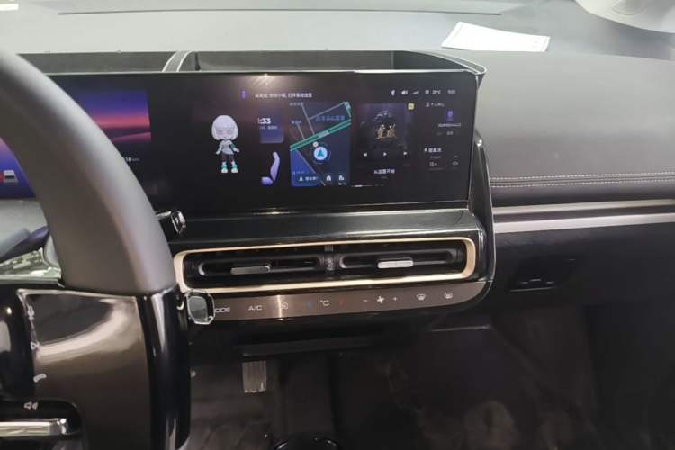 Used Baojun KiWi EV 2023 Smart Luxury Edition Ternary Lithium Audio And AC Panel