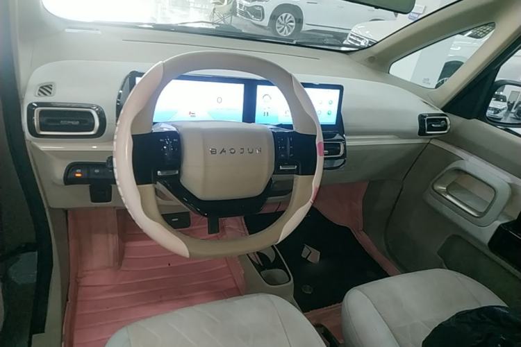 Used Baojun KiWi EV 2023 Smart Trend Edition Ternary Lithium Center Console