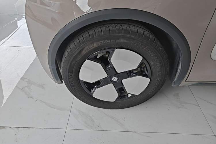 Used Baojun KiWi EV 2023 Smart Trend Edition Ternary Lithium Exterior 4