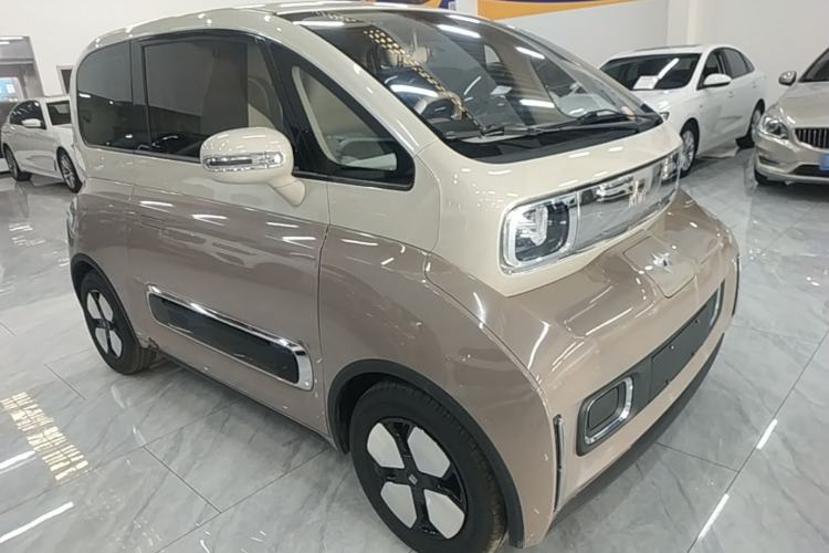 Used Baojun KiWi EV 2023 Smart Trend Edition Ternary Lithium Front Right 45 Deg