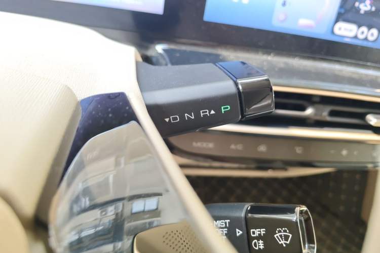 Used Baojun KiWi EV 2023 DJI Edition Lithium Iron Phosphate Gear Lever