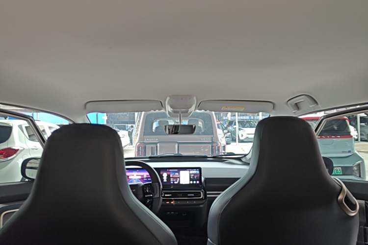 Used Baojun KiWi EV 2023 Smart Trend Edition Ternary Lithium Headliner