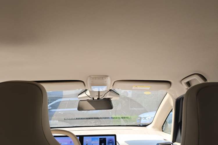 Used Baojun KiWi EV 2023 DJI Edition Lithium Iron Phosphate Headliner