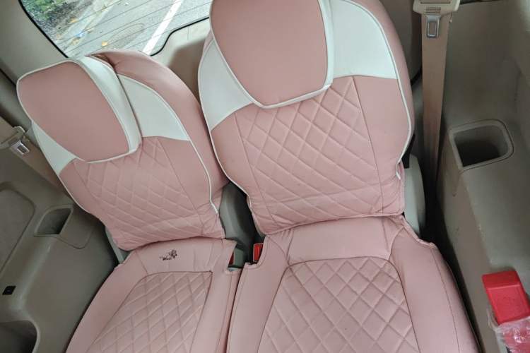Used Baojun KiWi EV 2023 Smart Luxury Edition Lithium Iron Phosphate Interior 4