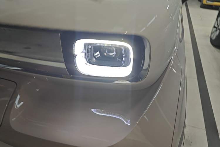 Used Baojun KiWi EV 2023 DJI Edition Ternary Lithium Left Front Headlight