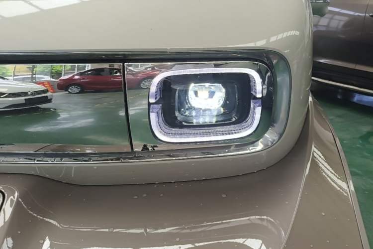 Used Baojun KiWi EV 2023 Smart Luxury Edition Ternary Lithium Left Front Headlight