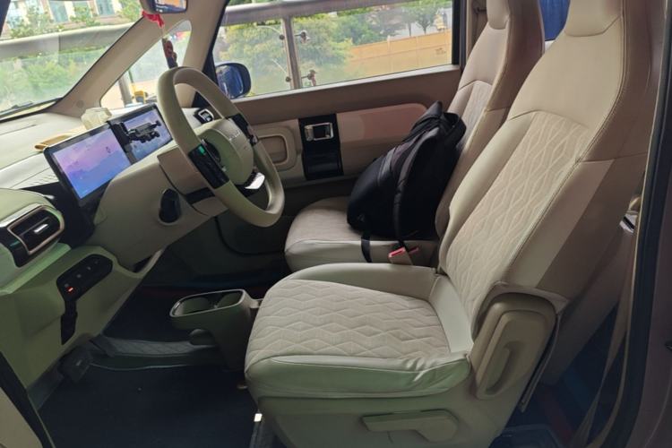 Used Baojun KiWi EV 2023 DJI Edition Lithium Iron Phosphate Left Front Seat