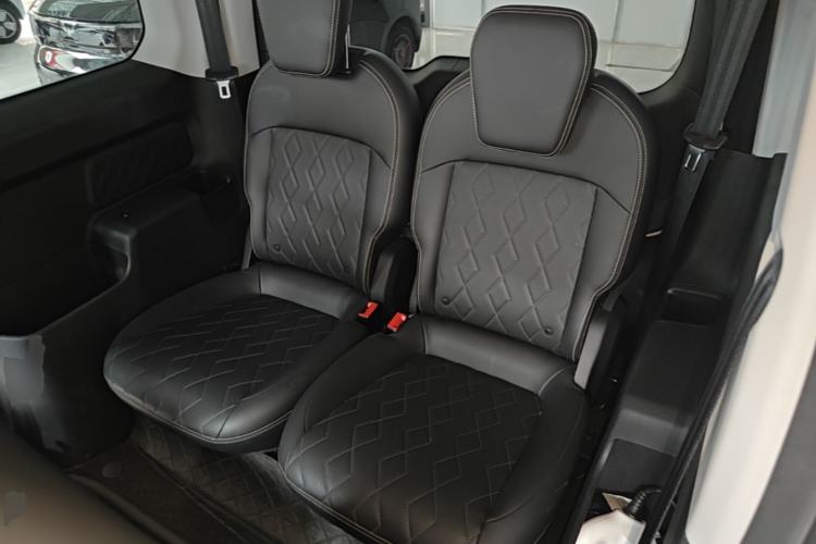 Used Baojun KiWi EV 2023 Smart Trend Edition Ternary Lithium Left Rear Seat