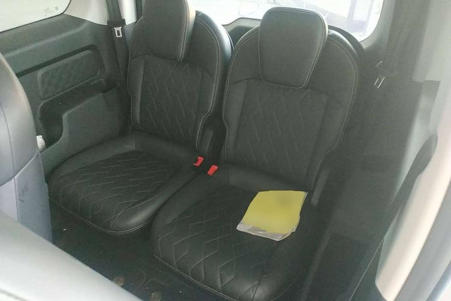 Used Baojun KiWi EV 2023 DJI Edition Lithium Iron Phosphate Left Rear Seat
