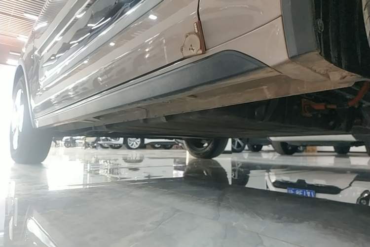 Used Baojun KiWi EV 2023 Smart Trend Edition Ternary Lithium Left Side Sill