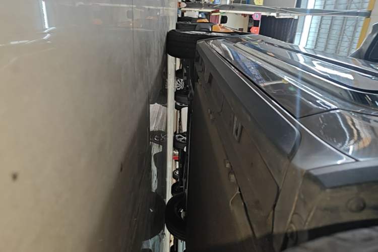 Used Baojun KiWi EV 2023 DJI Edition Lithium Iron Phosphate Left Side Sill