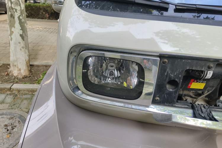 Used Baojun KiWi EV 2023 Smart Trend Edition Ternary Lithium Right Front Headlight