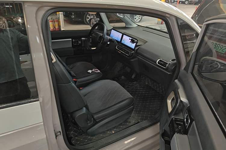 Used Baojun KiWi EV 2023 Smart Trend Edition Ternary Lithium Right Front Seat