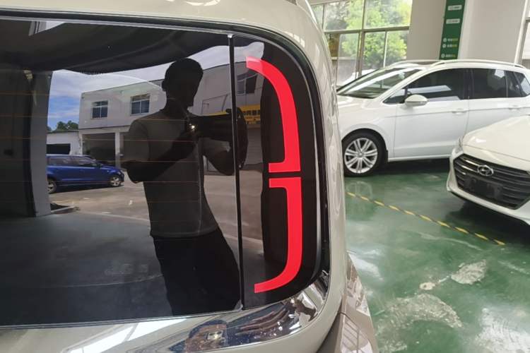 Used Baojun KiWi EV 2023 Smart Luxury Edition Ternary Lithium Right Rear Taillight