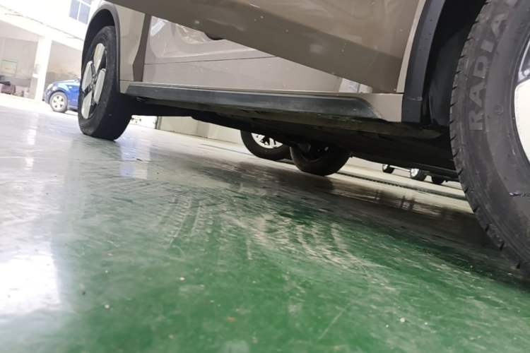 Used Baojun KiWi EV 2023 Smart Luxury Edition Ternary Lithium Right Side Sill