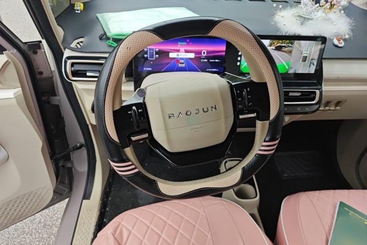 Used Baojun KiWi EV 2023 Smart Luxury Edition Lithium Iron Phosphate Steering Wheel