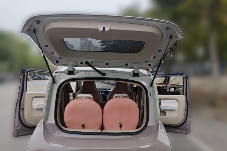 Used Baojun KiWi EV 2023 Smart Luxury Edition Lithium Iron Phosphate Trunk