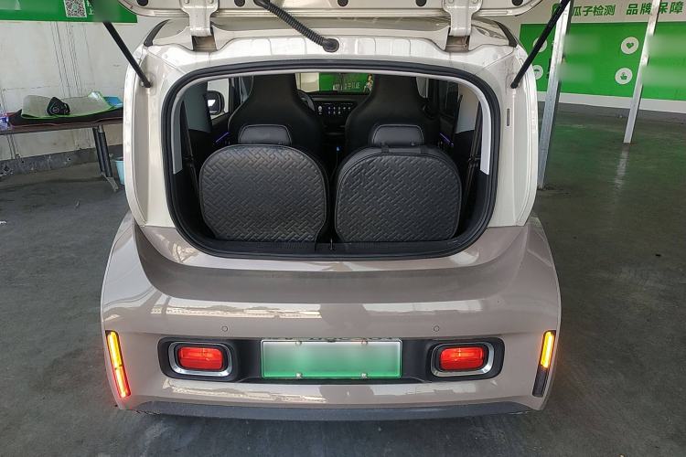 Used Baojun KiWi EV 2023 DJI Edition Lithium Iron Phosphate Trunk