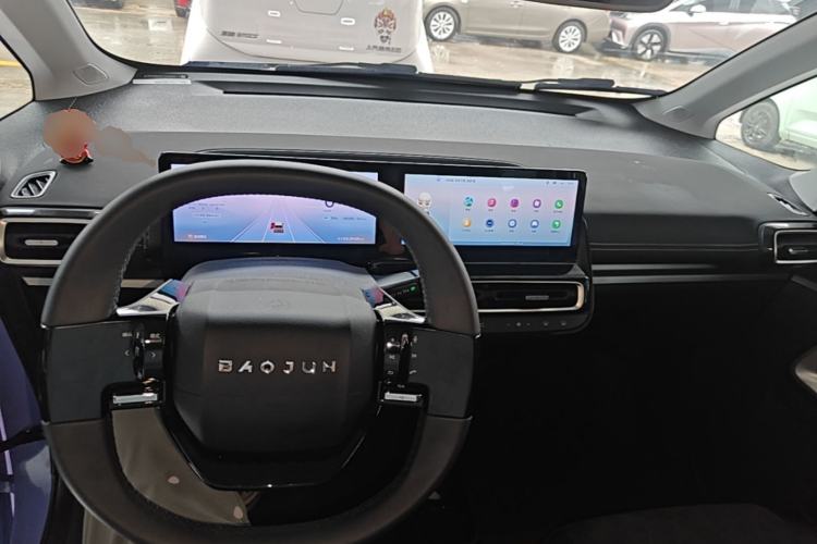 Used Baojun KiWi EV 2023 Smart Luxury Edition Lithium Iron Phosphate Center Console