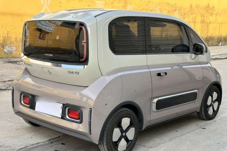 Used Baojun KiWi EV 2023 DJI Edition Lithium Iron Phosphate Exterior 7